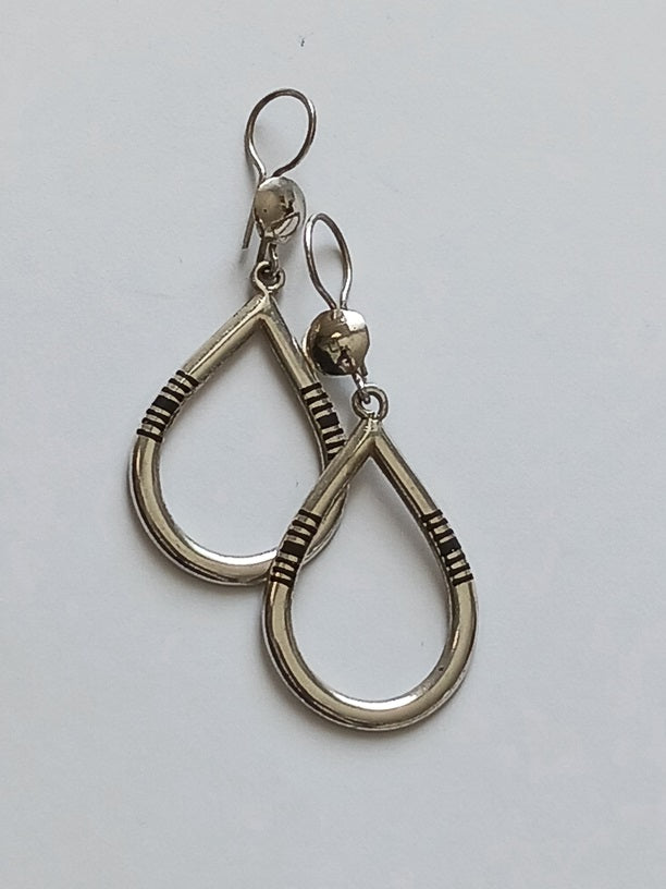 Boucles d'oreilles touaregs en argent ciselé