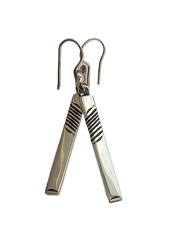 Boucles d'oreilles touareg en argent ciselé