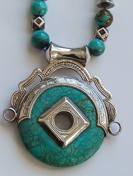 Collier touareg en argent et pierre turquoise