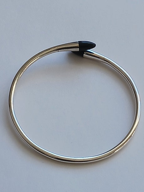 Bracelet touareg en argent ciselé et bois d'ébène