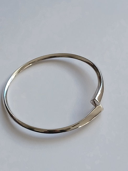Bracelet touareg en argent ciselé