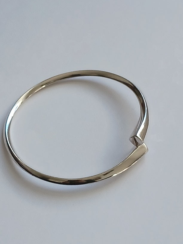 Bracelet touareg en argent ciselé
