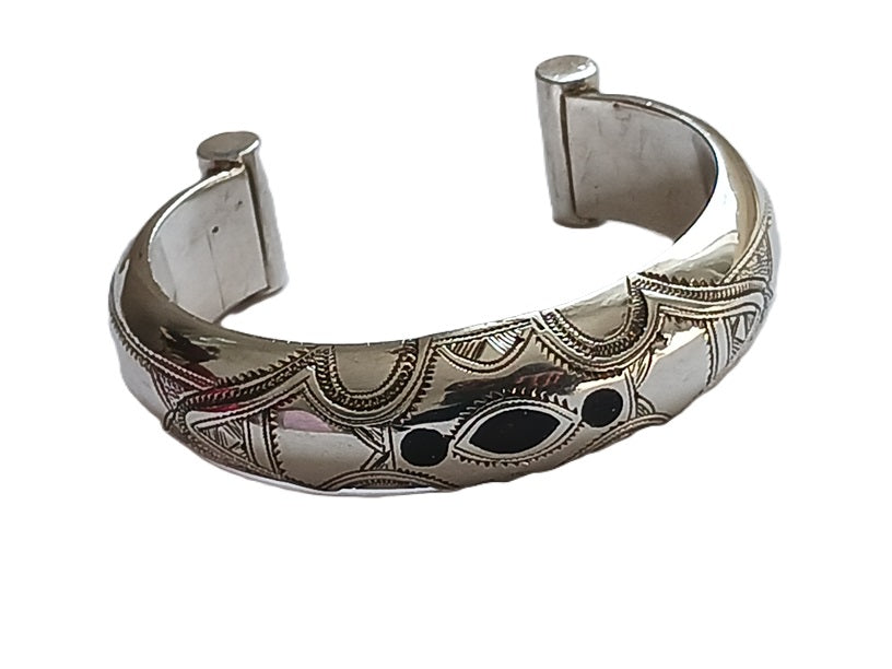 Bracelet touareg en argent ciselé