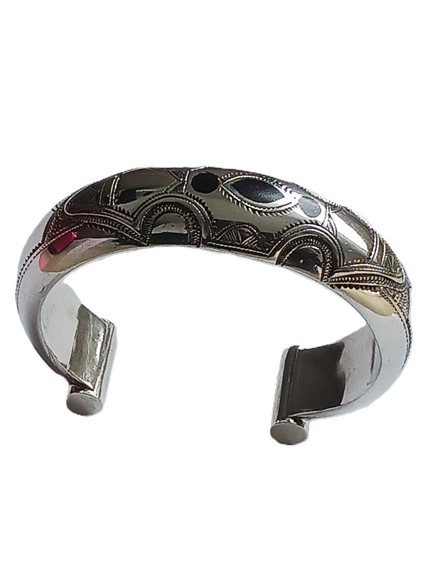 Bracelet touareg en argent ciselé