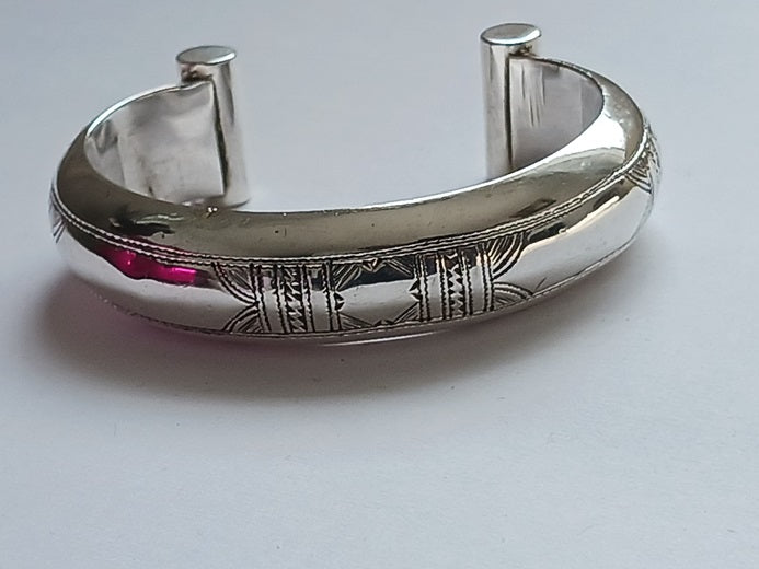 Bracelet touareg en argent ciselé