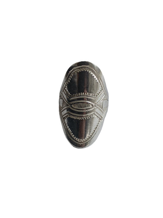 Bague touarègue en argent ciselé
