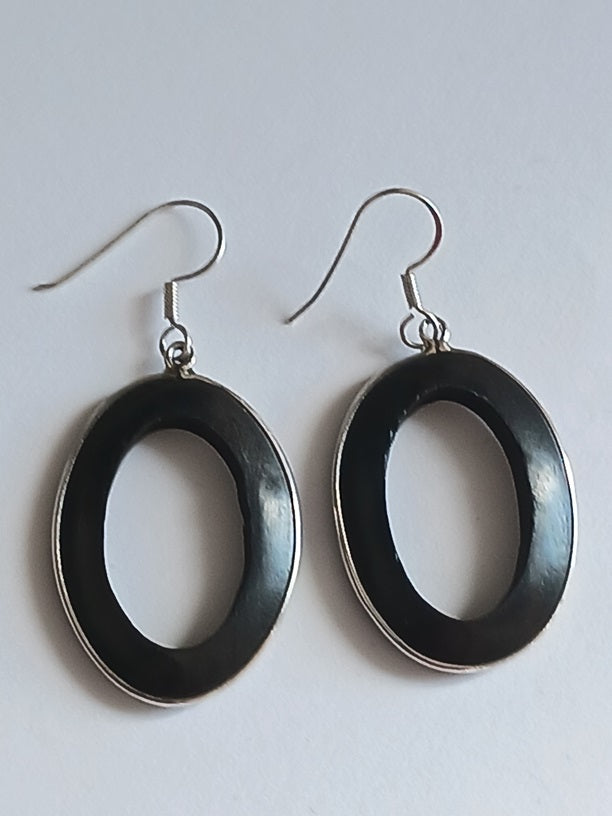 Boucles d'oreilles en bois et fil d'argent