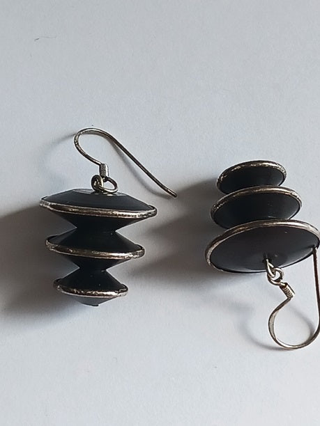 Boucles d'oreilles en bois et fil d'argent