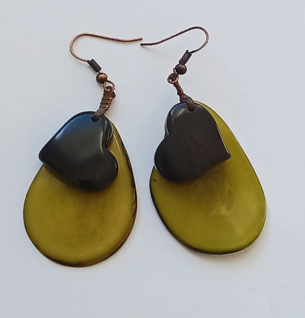 Boucles d'oreille en graine de Tagua