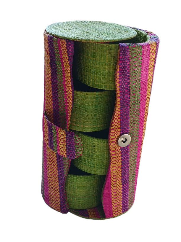 Boite à bijoux tapissé de raphia