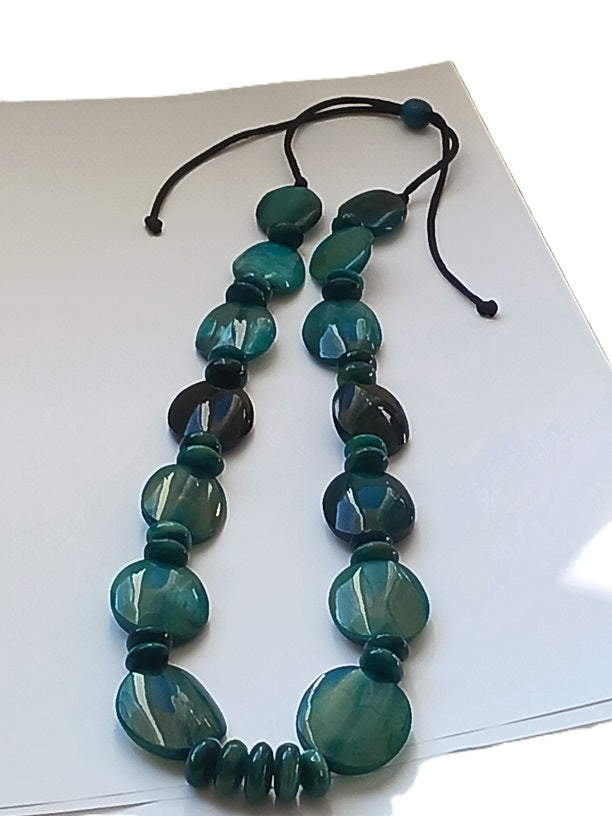 Collier en corne de qualité