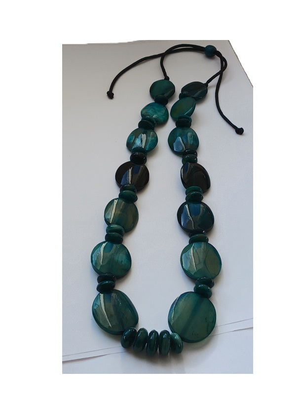 Collier en corne de qualité