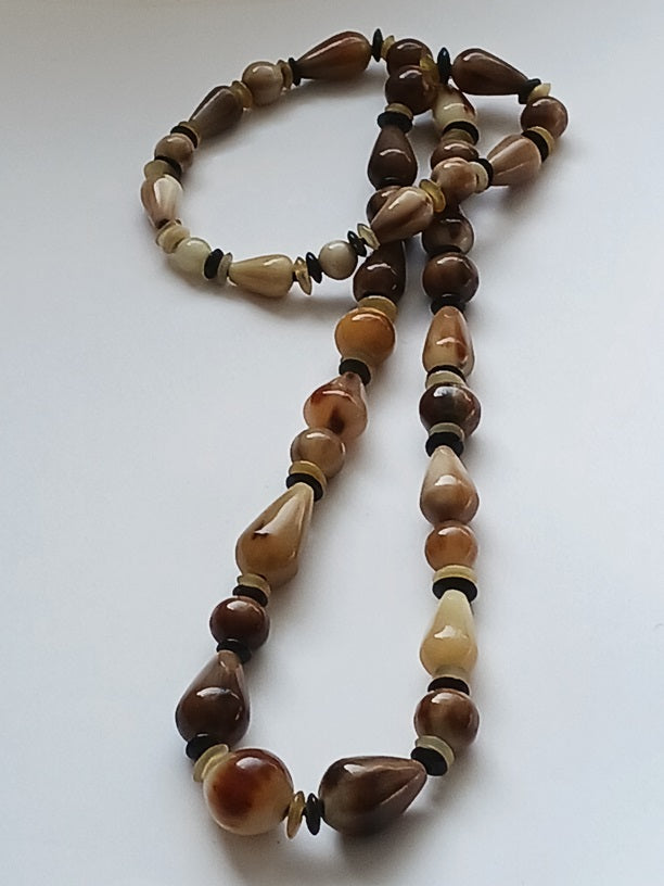 Collier en corne de qualité