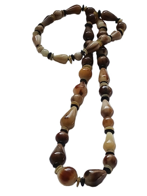 Collier en corne de qualité