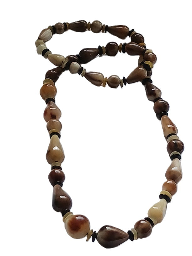 Collier en corne de qualité