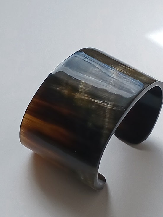 Bracelet en corne (corne de qualité premium)