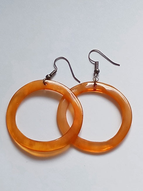Boucles d'oreilles en corne de zébu de Madagascar