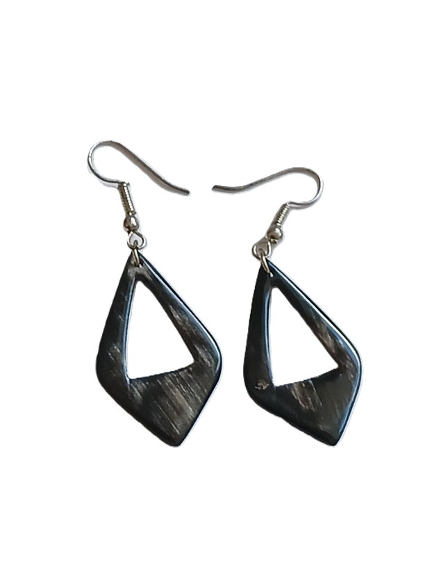 Boucles d'oreilles en corne de zébu de Madagascar
