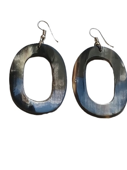 Boucles d'oreilles en corne de zébu de Madagascar
