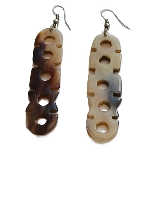 Boucles d'oreilles en corne de zébu de Madagascar