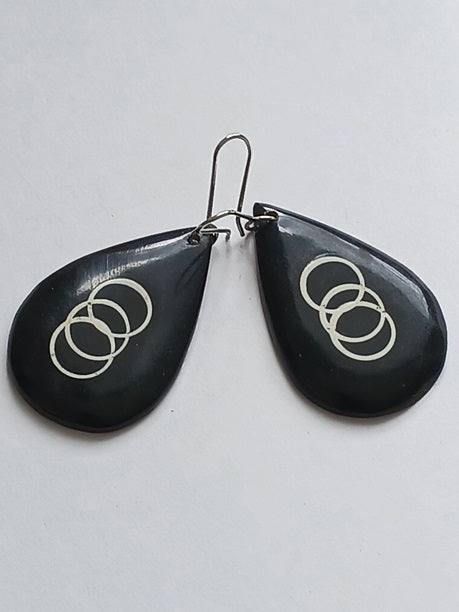 Boucles d'oreilles en corne de zébu de Madagascar