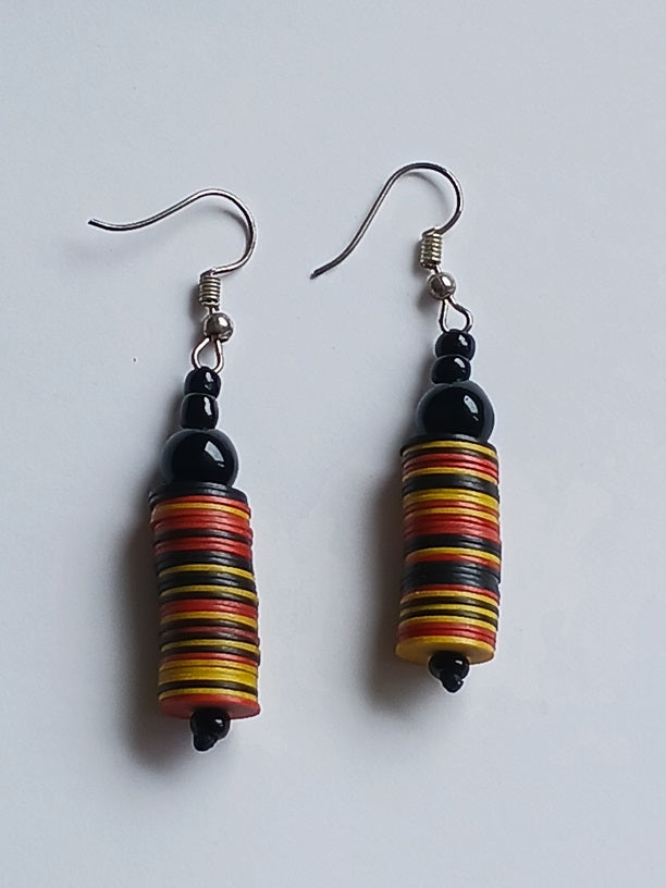 Boucles d'oreilles africaines en plastique recyclé et perles
