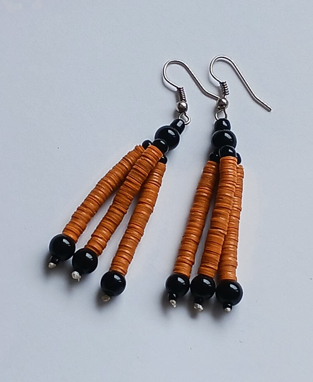 Boucles d'oreilles africaines en plastique recyclé et perles