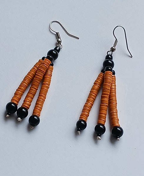 Boucles d'oreilles africaines en plastique recyclé et perles