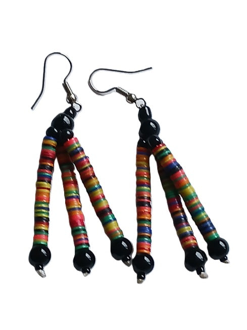Boucles d'oreilles africaines en plastique recyclé et perles