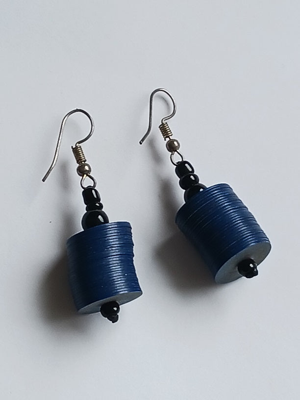 Boucles d'oreilles africaines en plastique recyclé et perles