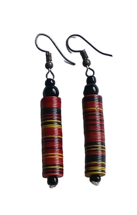 Boucles d'oreilles africaines en plastique recyclé et perles