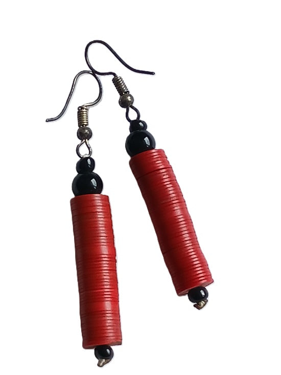 Boucles d'oreilles africaines en plastique recyclé et perles
