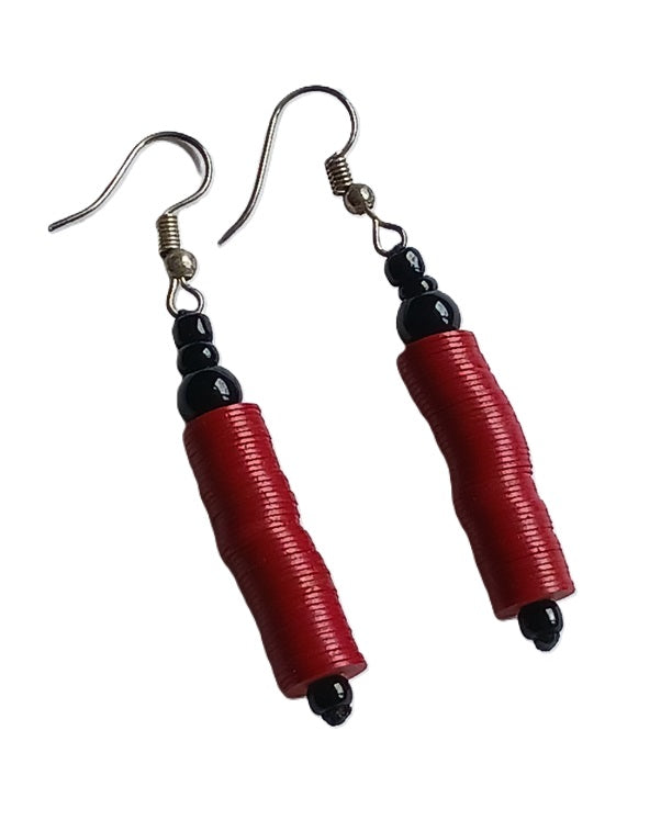 Boucles d'oreilles africaines en plastique recyclé et perles