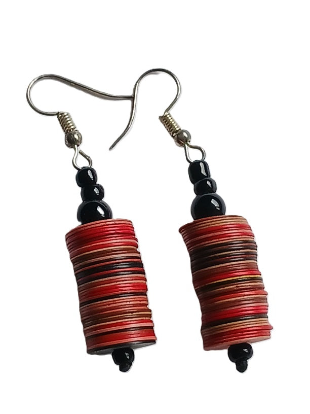 Boucles d'oreilles africaines en plastique recyclé et perles