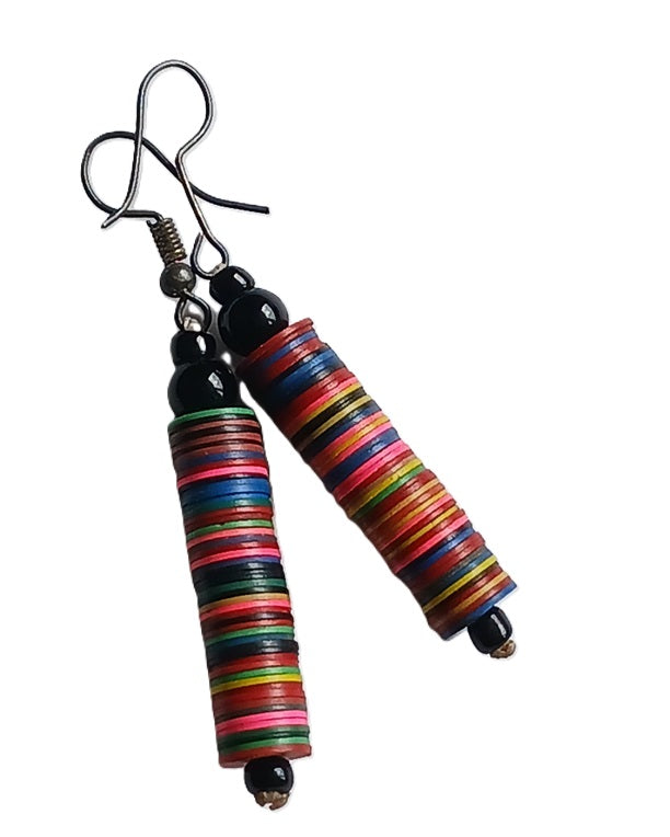 Boucles d'oreilles africaines en plastique recyclé et perles