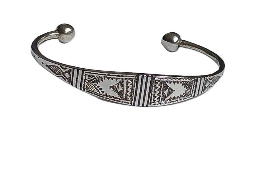 Bracelet touareg en argent ciselé