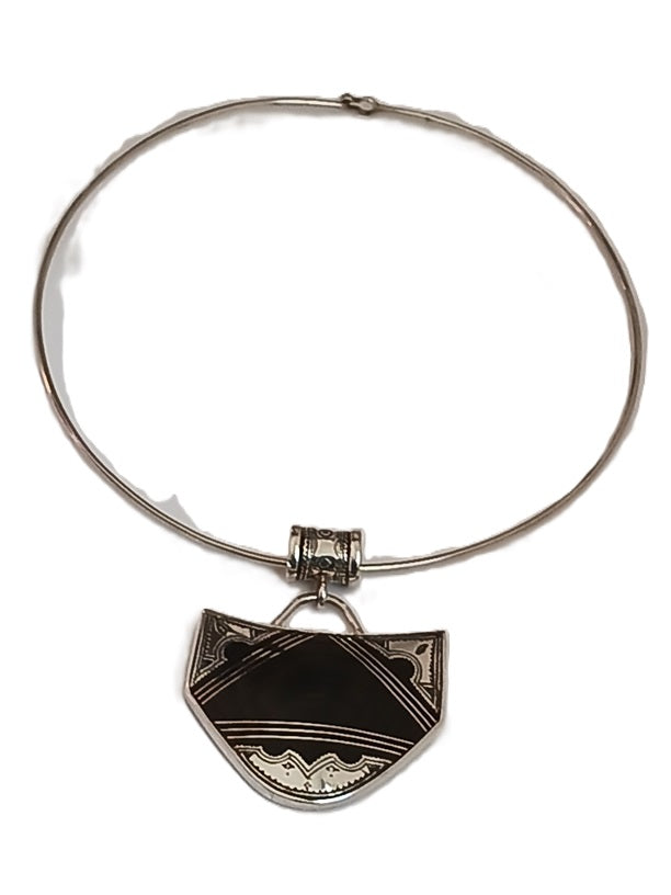 Collier touareg en argent et bois d'ébène