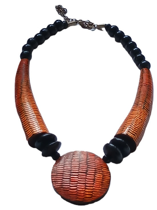 Collier en corne
