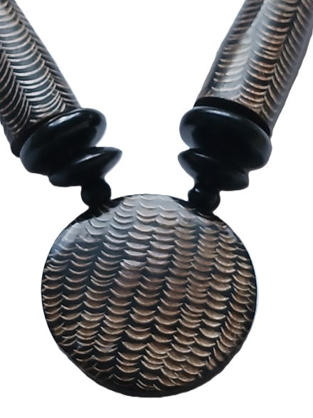 Collier en corne