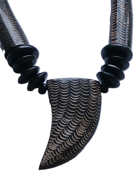 Collier en corne