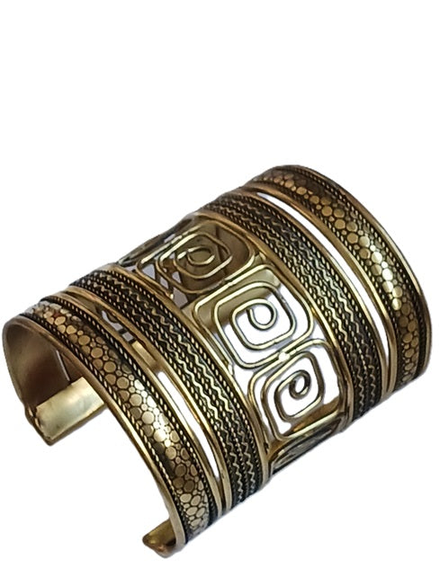 Bracelet manchette en métal couleur bronze