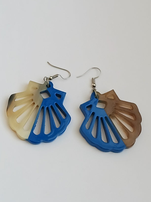 Boucles d'oreilles en corne laquée