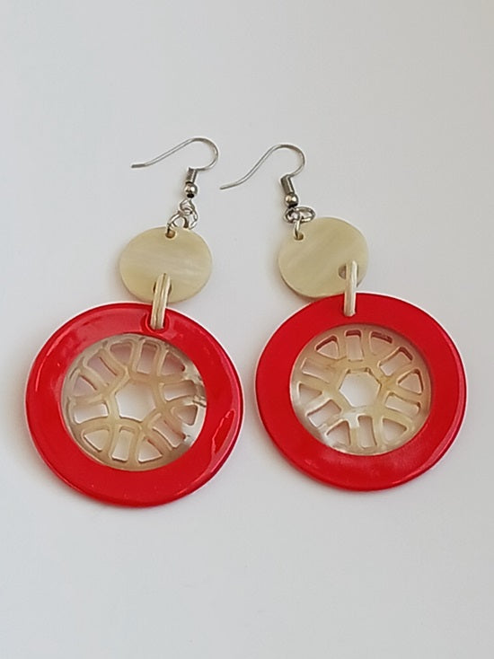 Boucles d'oreilles en corne laquée