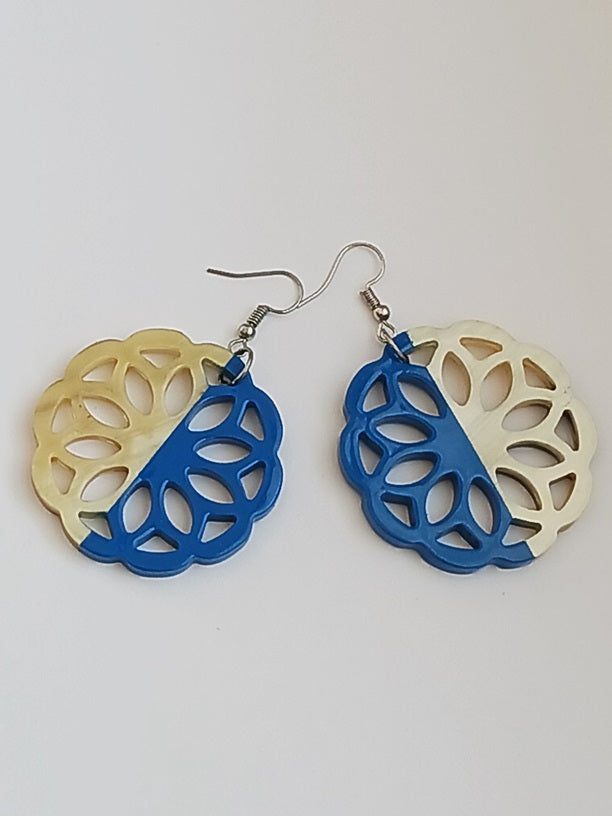 Boucles d'oreilles en corne laquée