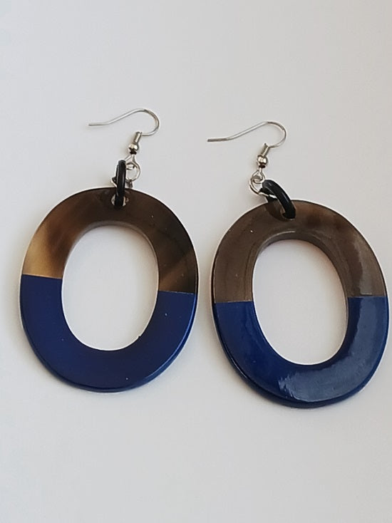 Boucles d'oreilles en corne laquée