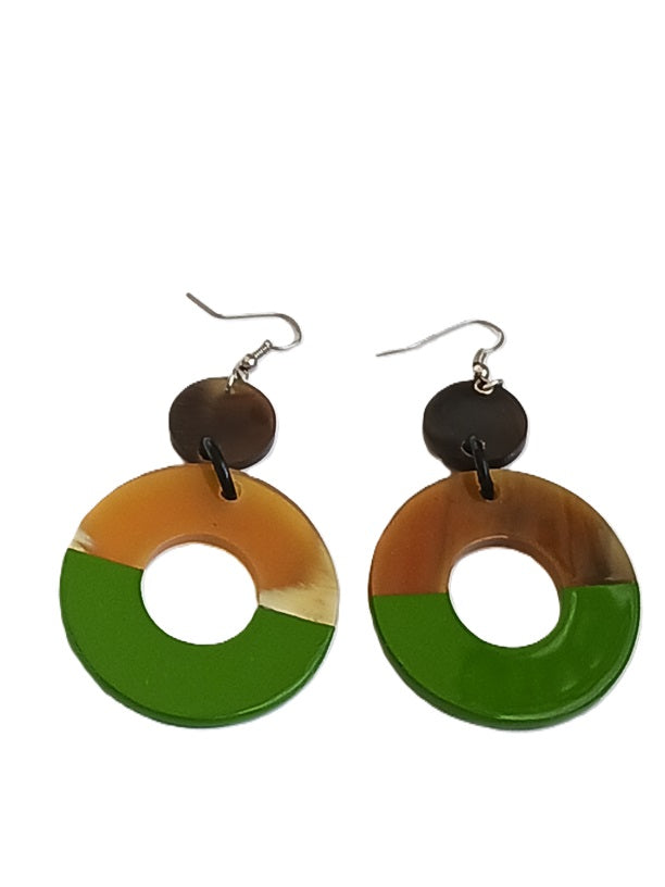 Boucles d'oreilles en corne laquée