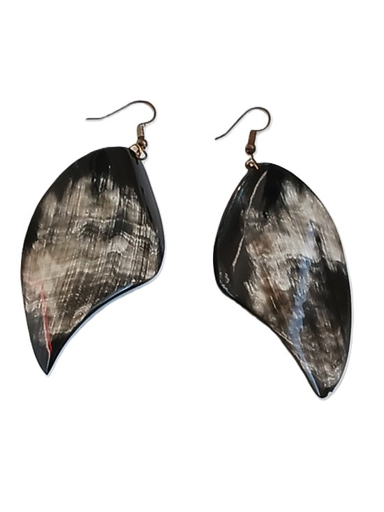 Boucles d'oreilles en corne