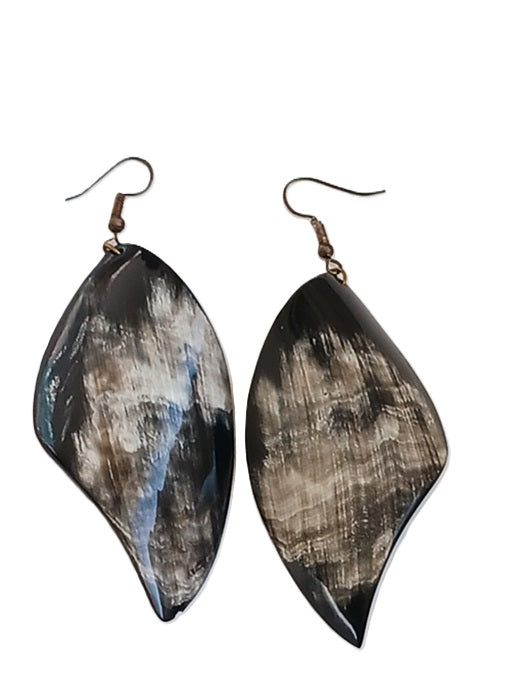 Boucles d'oreilles en corne