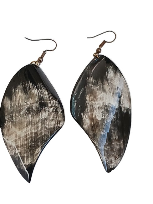 Boucles d'oreilles en corne