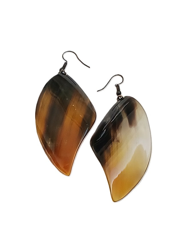 Boucles d'oreilles en corne